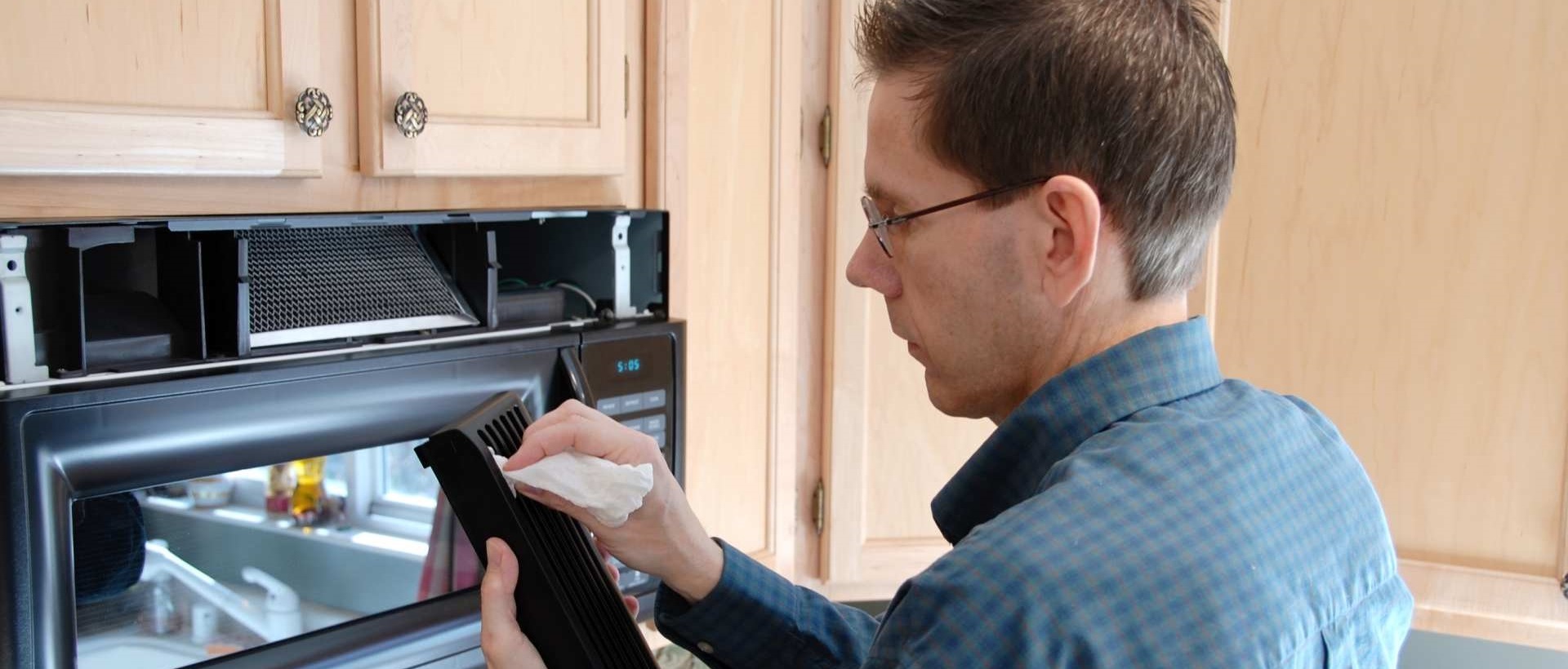 Kitchen fitters W8